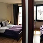 Sleepwalker Boutique Aparthotel Breslau