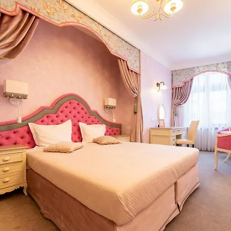 Apartmanhotel Sleepwalker Boutique 4*