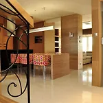 Sleepwalker Boutique 4*