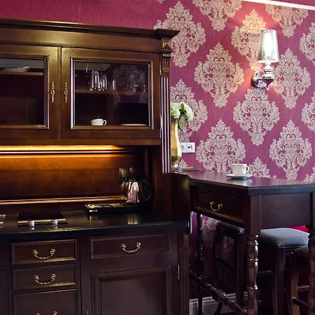 Apart-hotel Sleepwalker Boutique 4*