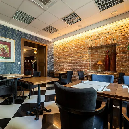 Sleepwalker Boutique 4* فروتسواف