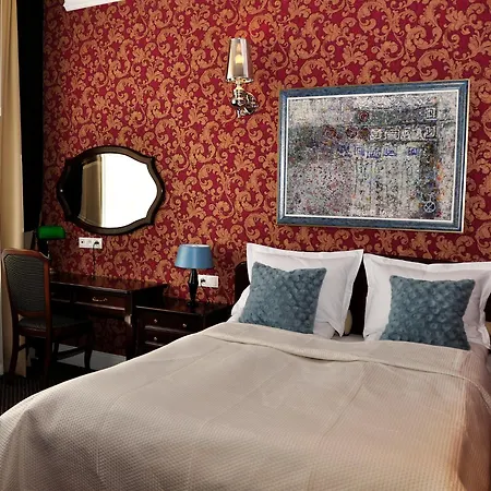 아파트호텔 Sleepwalker Boutique 4*