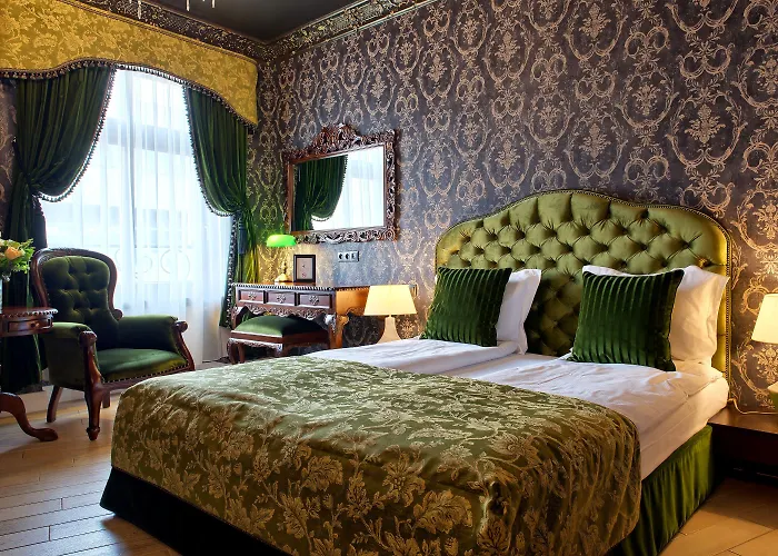 Sleepwalker Boutique Aparthotel 4*