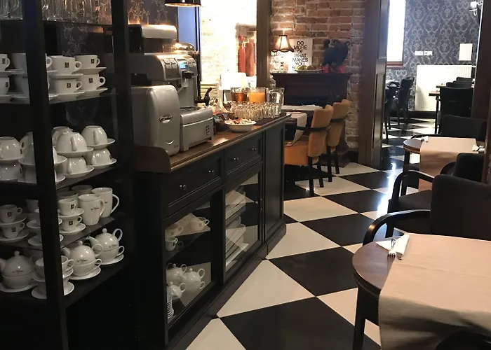 Sleepwalker Boutique Aparthotel 4*